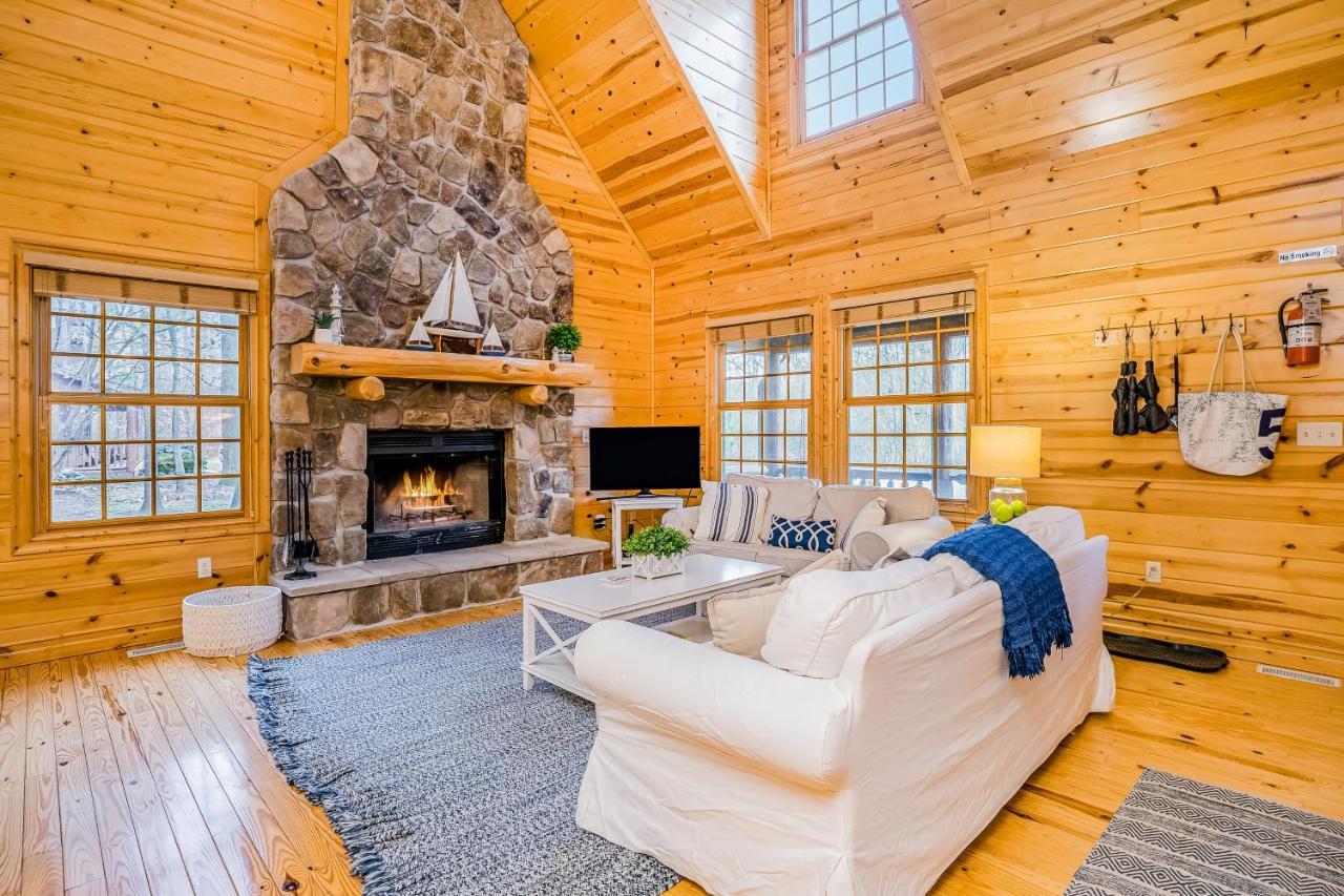 Kingfisher Cove Cabin 19 Saugatuck Exterior photo